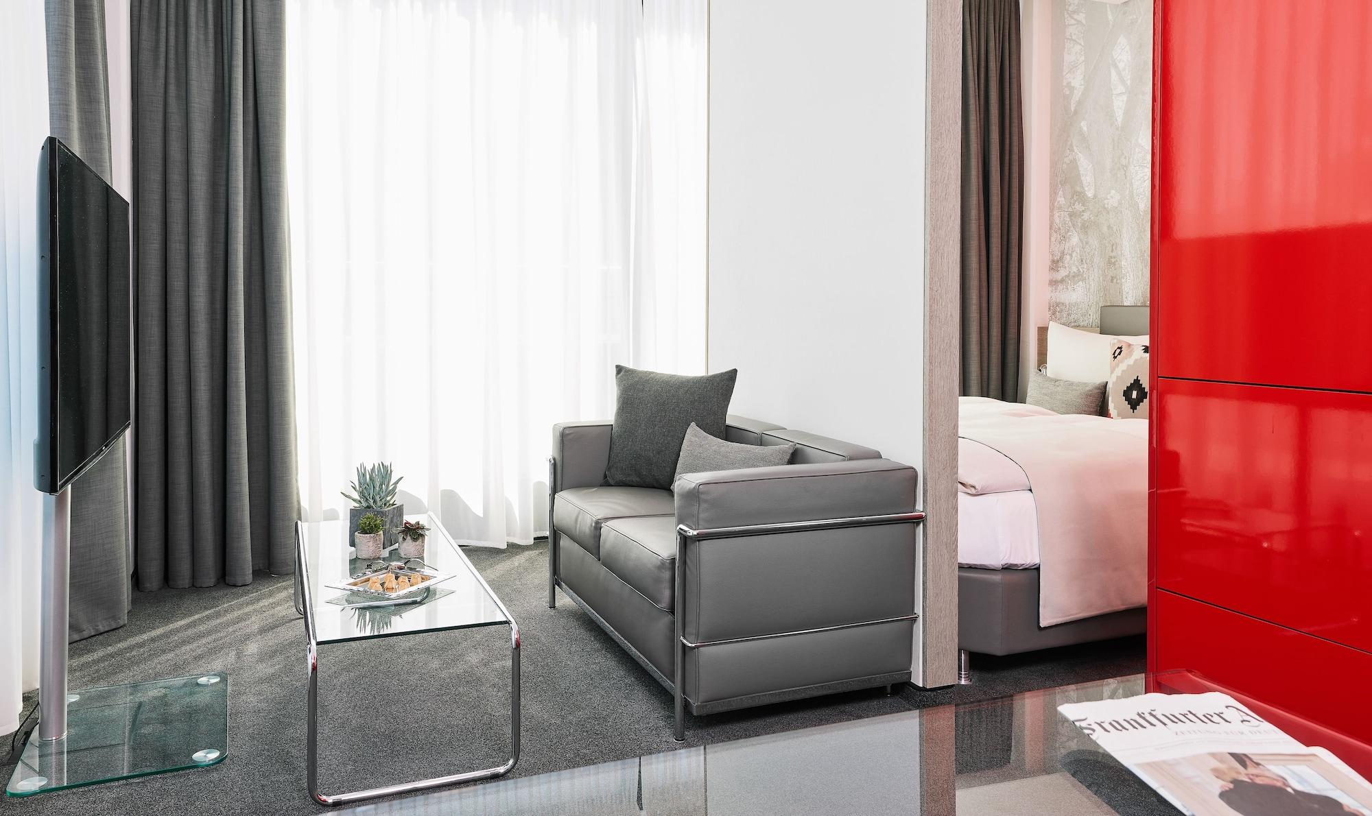 Living Frankfurt Hotel 4*